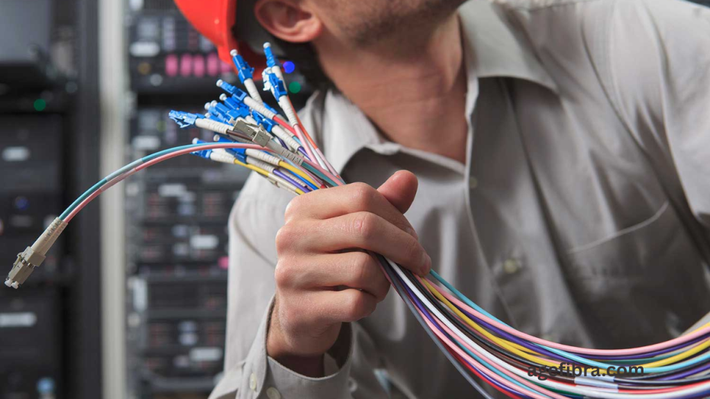 Diagnose and Troubleshoot Damaged Fiber Optic Cables